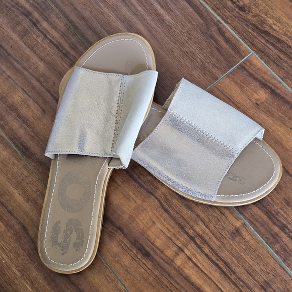 Sorel Ella Block Slide Metallic Suede Women's Sandals in Neutral Tan Size 9 - Picture 11 of 12